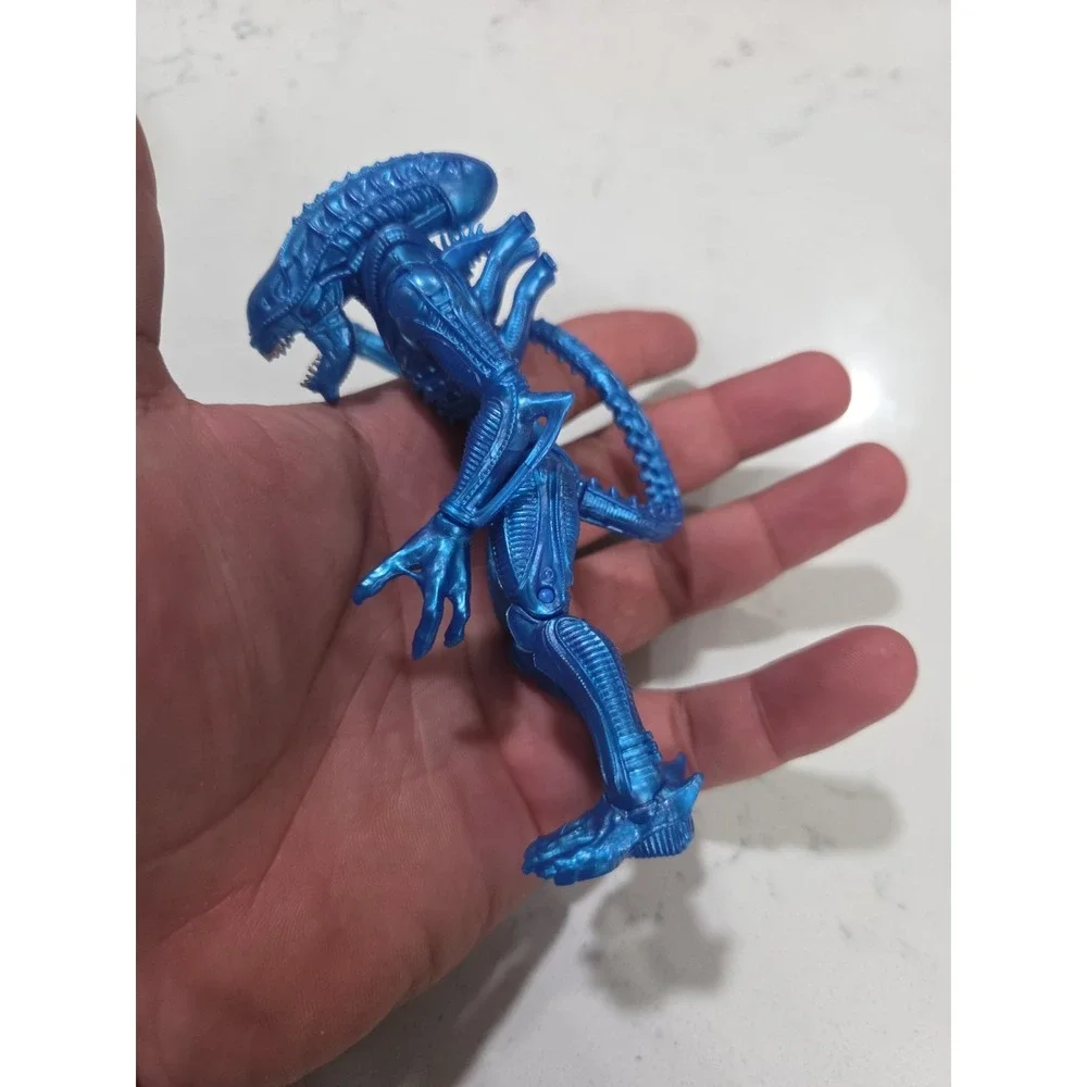 2019 Blue Metallic Xenomorph Alien From Aliens Movie